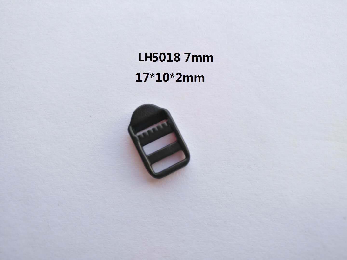 LH5018  7mm 目字扣