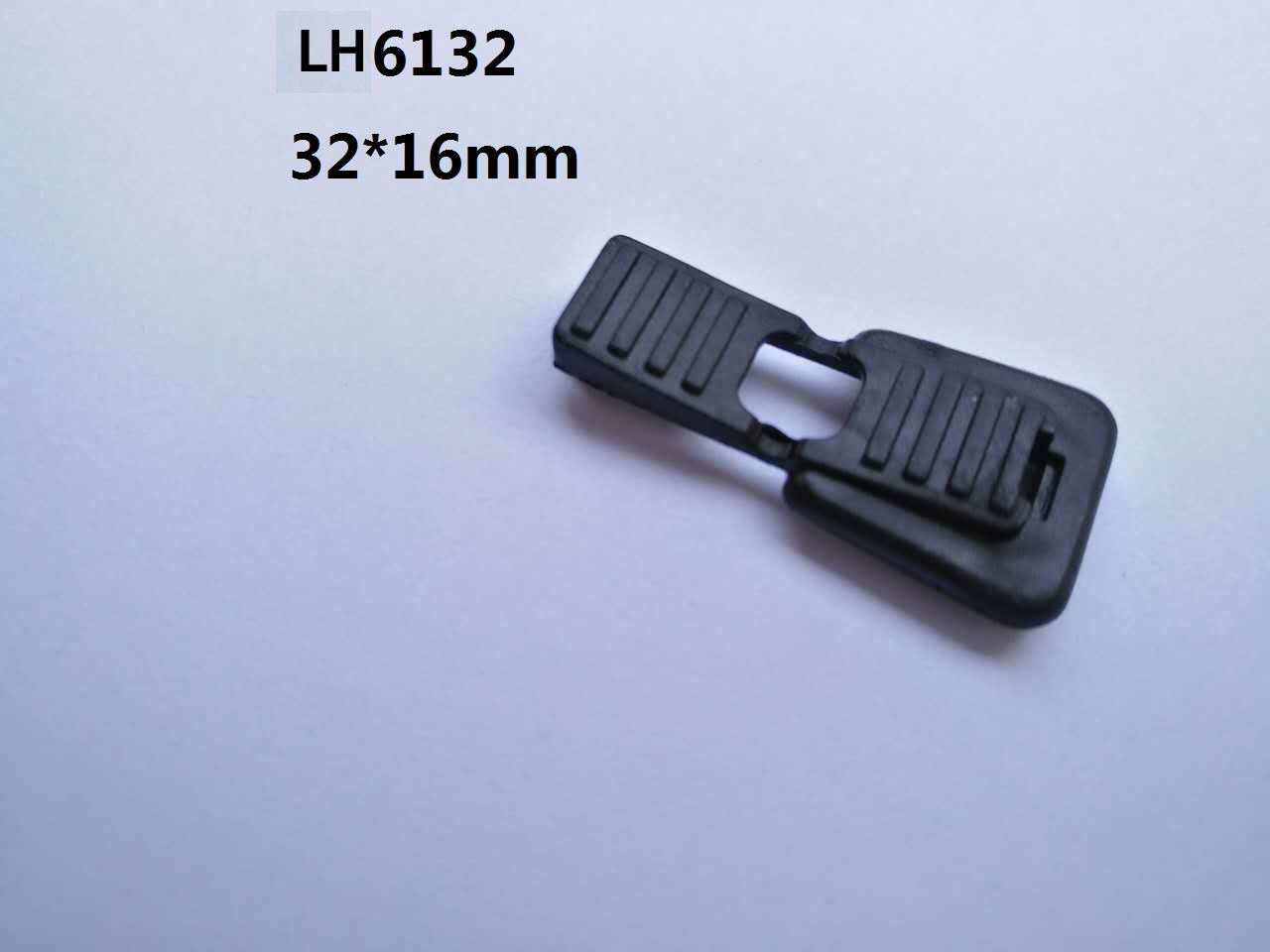 LH6132